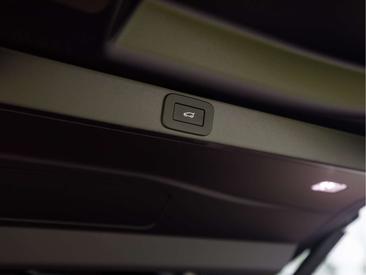 Land Rover Range Rover Autobiography 3.0 P550e PHEV — photo 36