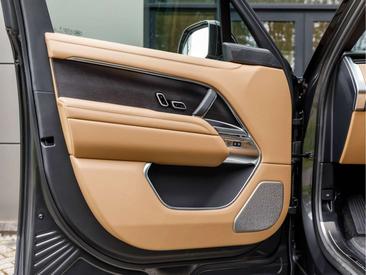 Land Rover Range Rover Autobiography 3.0 P550e PHEV — photo 39