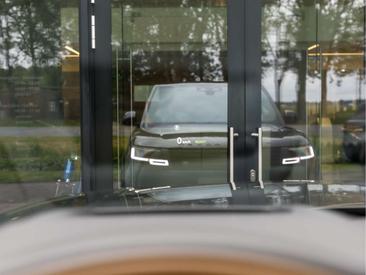 Land Rover Range Rover Autobiography 3.0 P550e PHEV — photo 41