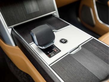 Land Rover Range Rover Autobiography 3.0 P550e PHEV — photo 46