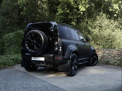 Land Rover Defender 110 Octa Edition One Grey 4.4 P635