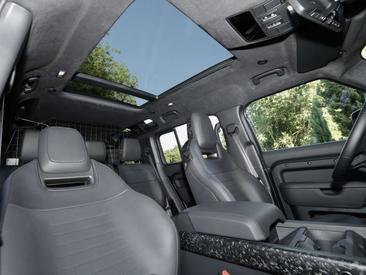 Land Rover Defender 110 Octa Edition One Grey 4.4 P635 — photo 5