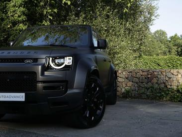 Land Rover Defender 110 Octa Edition One Grey 4.4 P635 — photo 15