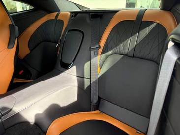 Aston Martin DB12 V8 4.0 680ch BVA8 — photo 9