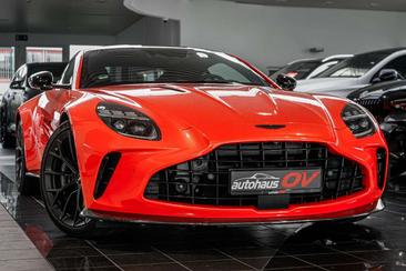 Aston Martin V8 — photo 3