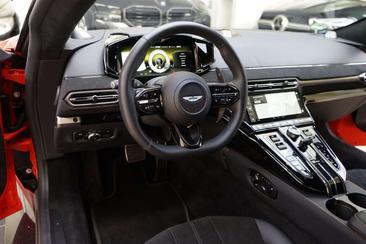 Aston Martin V8 — photo 12