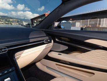 Aston Martin DB12 V8 4.0 680ch BVA8 — photo 11