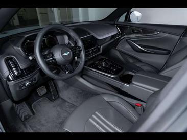 Aston Martin DBX 4.0 V8 Biturbo — photo 12