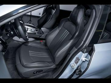 Aston Martin DBX 4.0 V8 Biturbo — photo 14