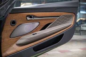 Aston Martin DB12 4.0 V8 — photo 15