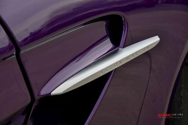 Aston Martin Vantage Coupe — photo 13