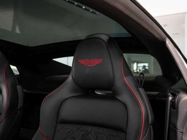 Aston Martin Vanquish Black — photo 5