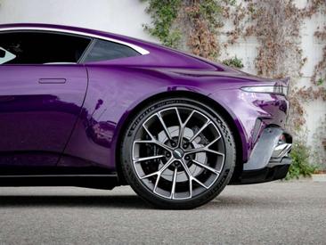 Aston Martin Vantage V8 4.0 — photo 3
