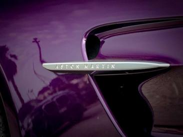 Aston Martin Vantage V8 4.0 — photo 14