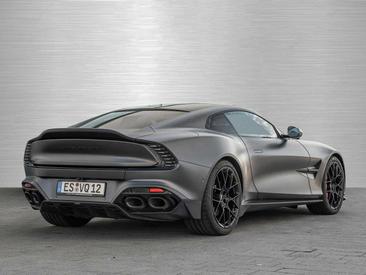 Aston Martin Vanquish — photo 16