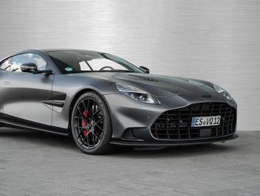 Aston Martin Vanquish — photo 17