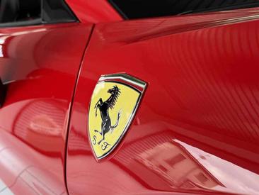 Ferrari SF90 Spider — photo 10