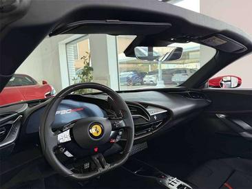 Ferrari SF90 Spider — photo 15