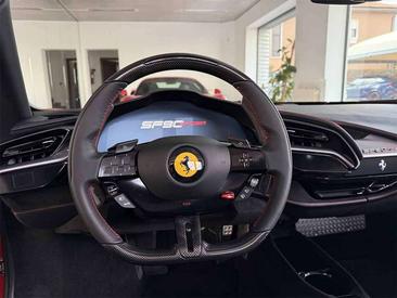 Ferrari SF90 Spider — photo 16
