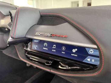 Ferrari SF90 Spider — photo 18