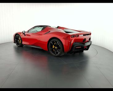 Ferrari SF90 Spider — photo 9