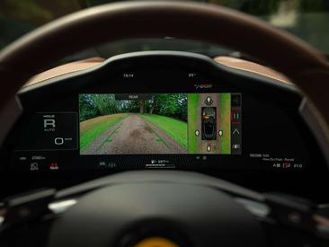 Ferrari Purosangue — photo 11