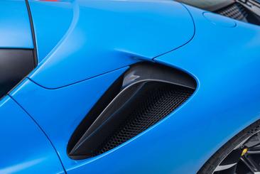 Ferrari SF90 Spider — photo 7