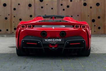 Ferrari SF90 Spider — photo 5