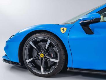 Ferrari SF90 Spider — photo 14
