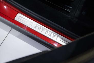 Ferrari SF90 Spider — photo 7