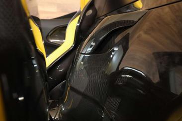 Ferrari SF90 Spider — photo 16
