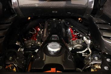 Ferrari SF90 Spider — photo 18