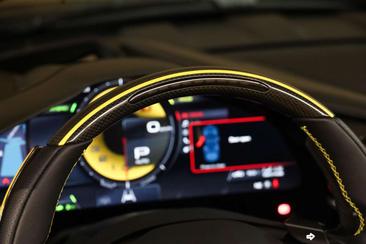 Ferrari SF90 Spider — photo 25