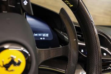 Ferrari SF90 Spider — photo 32