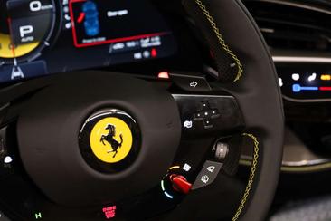Ferrari SF90 Spider — photo 35