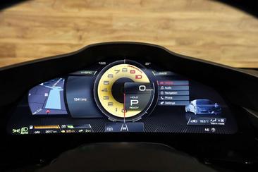 Ferrari SF90 Spider — photo 38