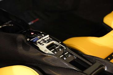 Ferrari SF90 Spider — photo 46