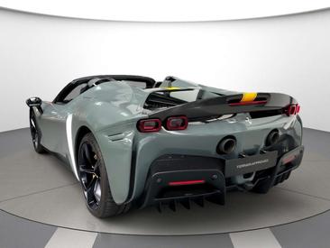 Ferrari SF90 Spider — photo 5