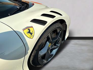 Ferrari SF90 Spider — photo 9