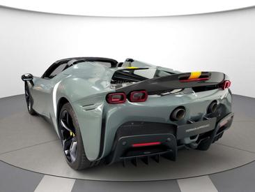 Ferrari SF90 Spider — photo 6