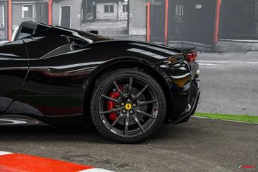 Ferrari SF90 Spider — photo 6