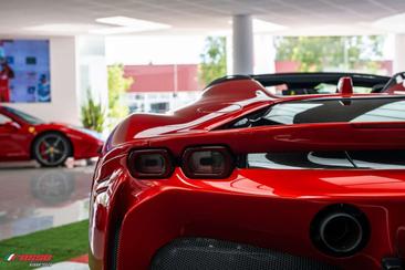 Ferrari SF90 Spider — photo 8