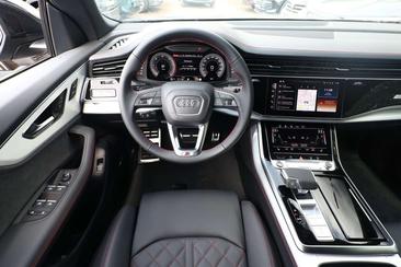 Audi Q8 S Line — photo 7