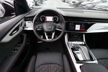 Audi Q8 S Line — photo 7