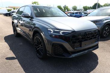 Audi Q8 S Line — photo 2