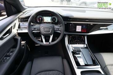 Audi Q8 S Line — photo 5