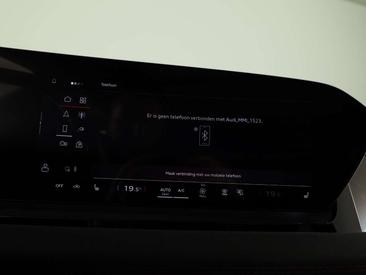 Audi SQ6 E-tron — photo 13