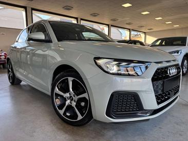 Audi A1 Advanced 30 TFSI — photo 2