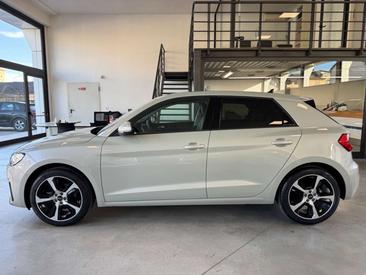 Audi A1 Advanced 30 TFSI — photo 5