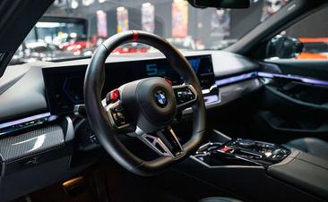BMW M5 Touring — photo 4